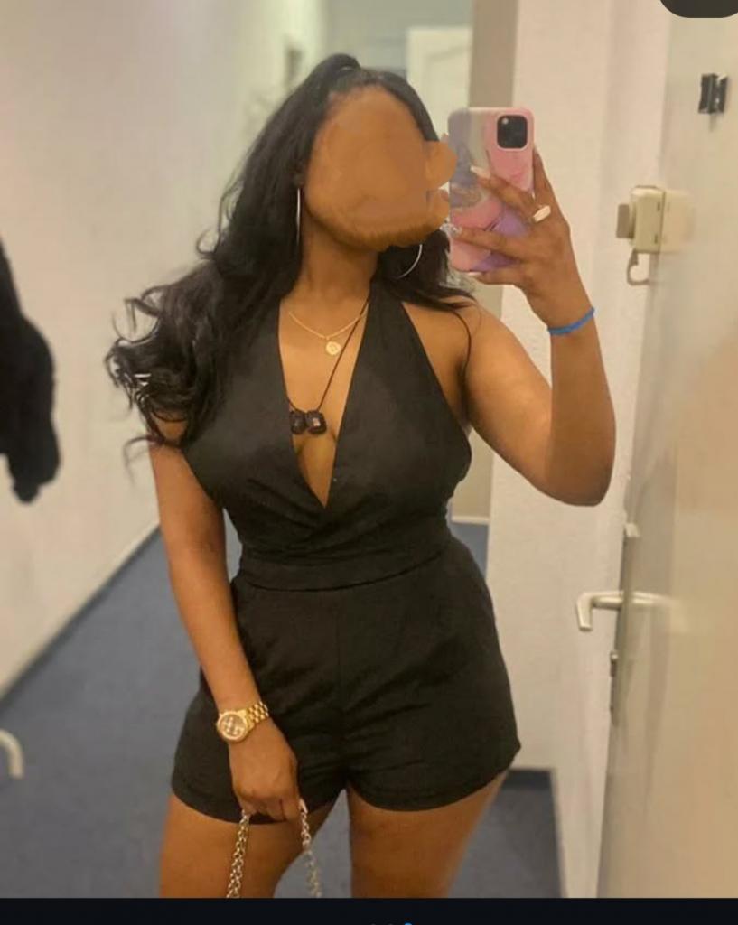 641271129: Chica busca chico en La Coruña