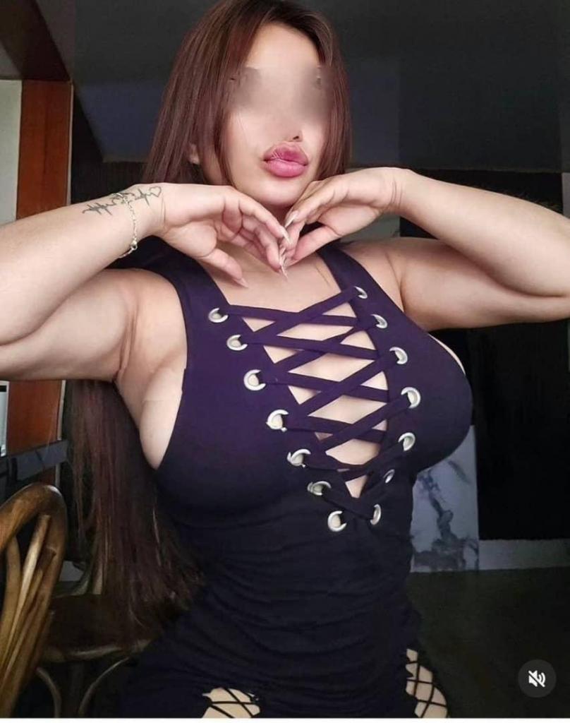 Chica busca chico en Sevilla: 