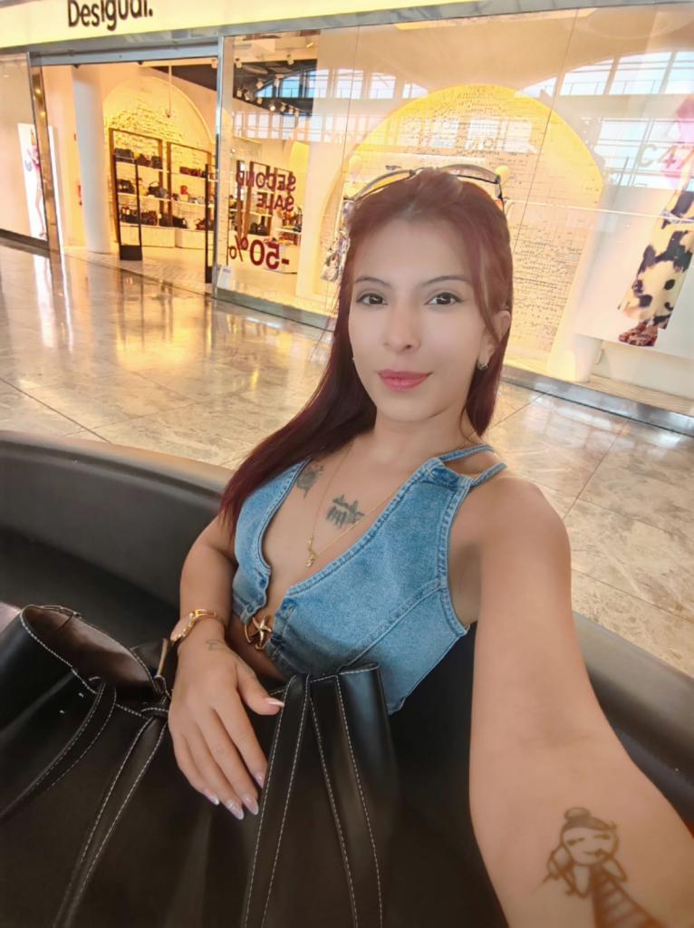 613904332: Chica busca chico en Valencia