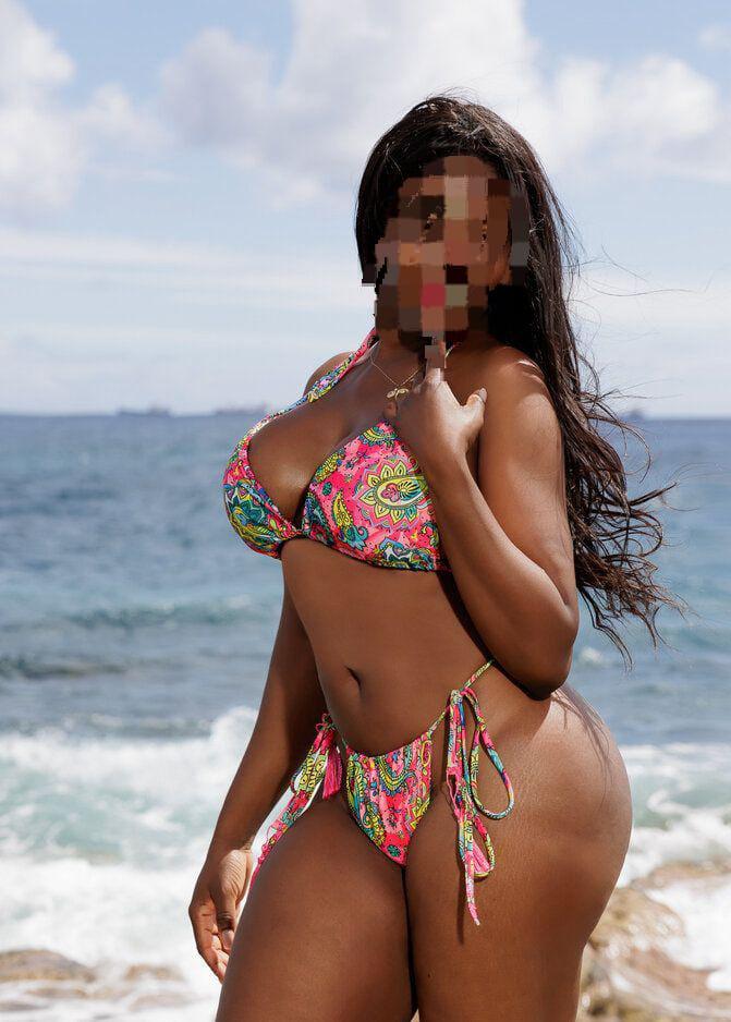 Chica busca chico en Barcelona: 