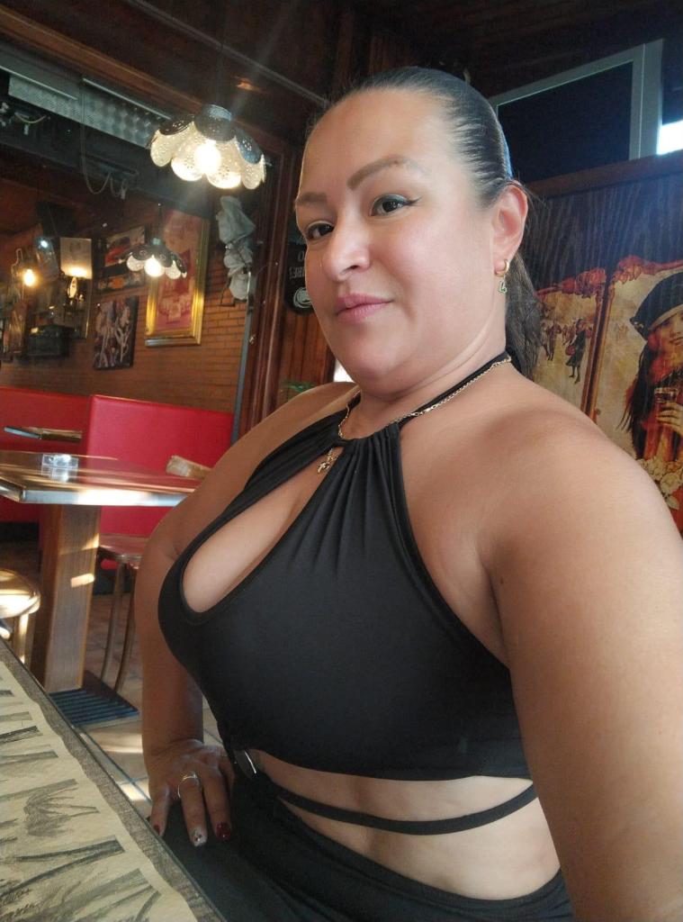 Chica busca chico en Madrid: Chica busca chico