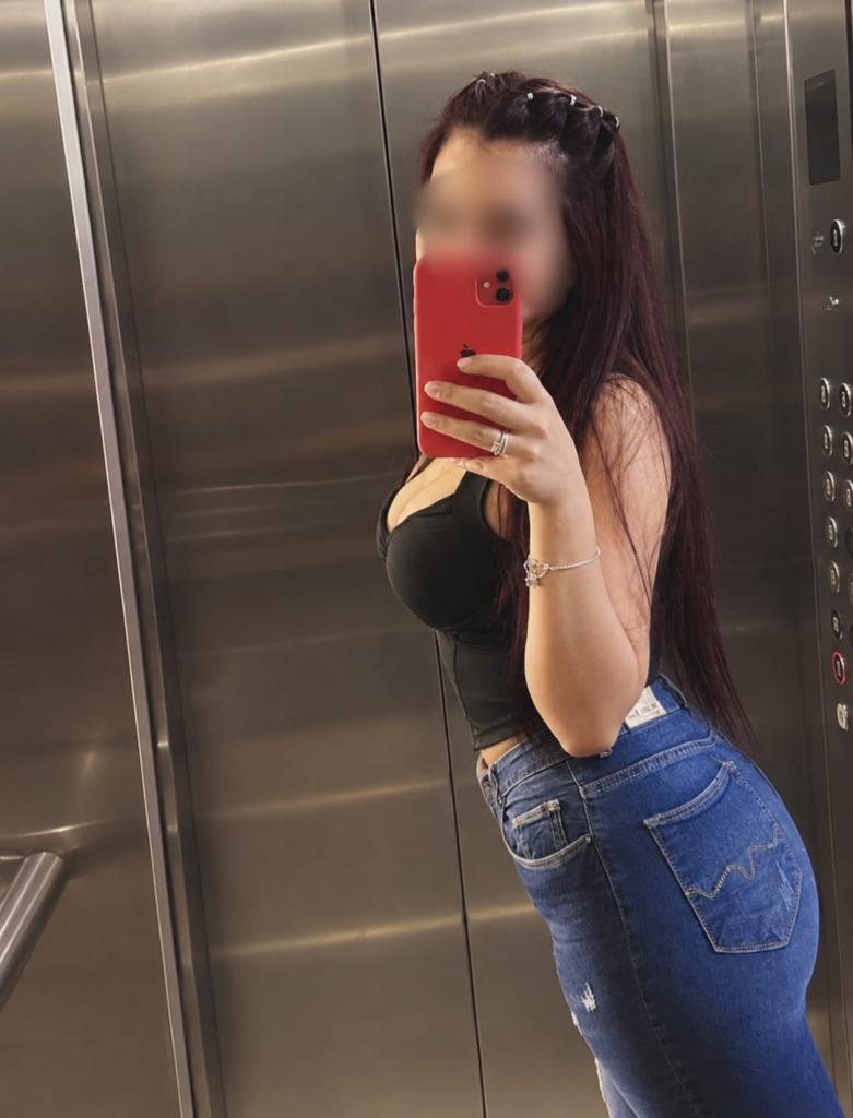 Chica busca chico en Castellón: 