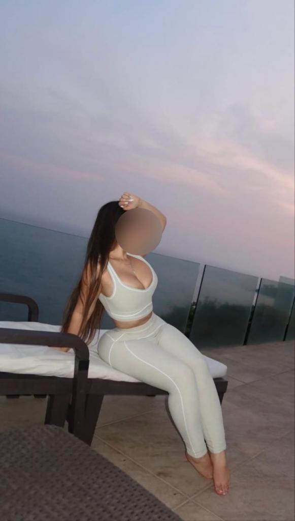 Chica busca chico en Tenerife: 