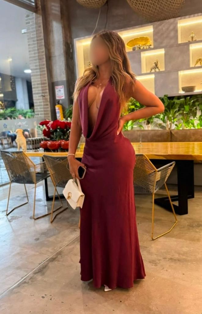 613415398: Chica busca chico en Sevilla