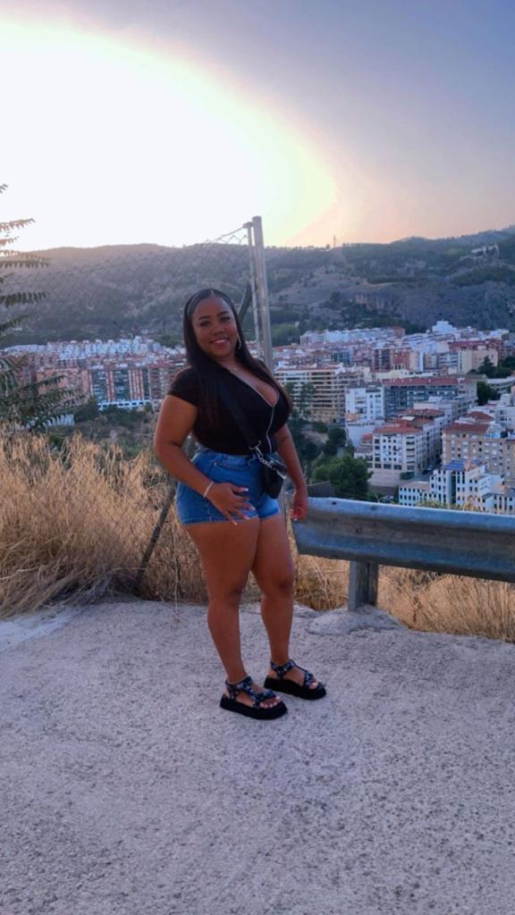 612236213: Chica busca chico en Alicante