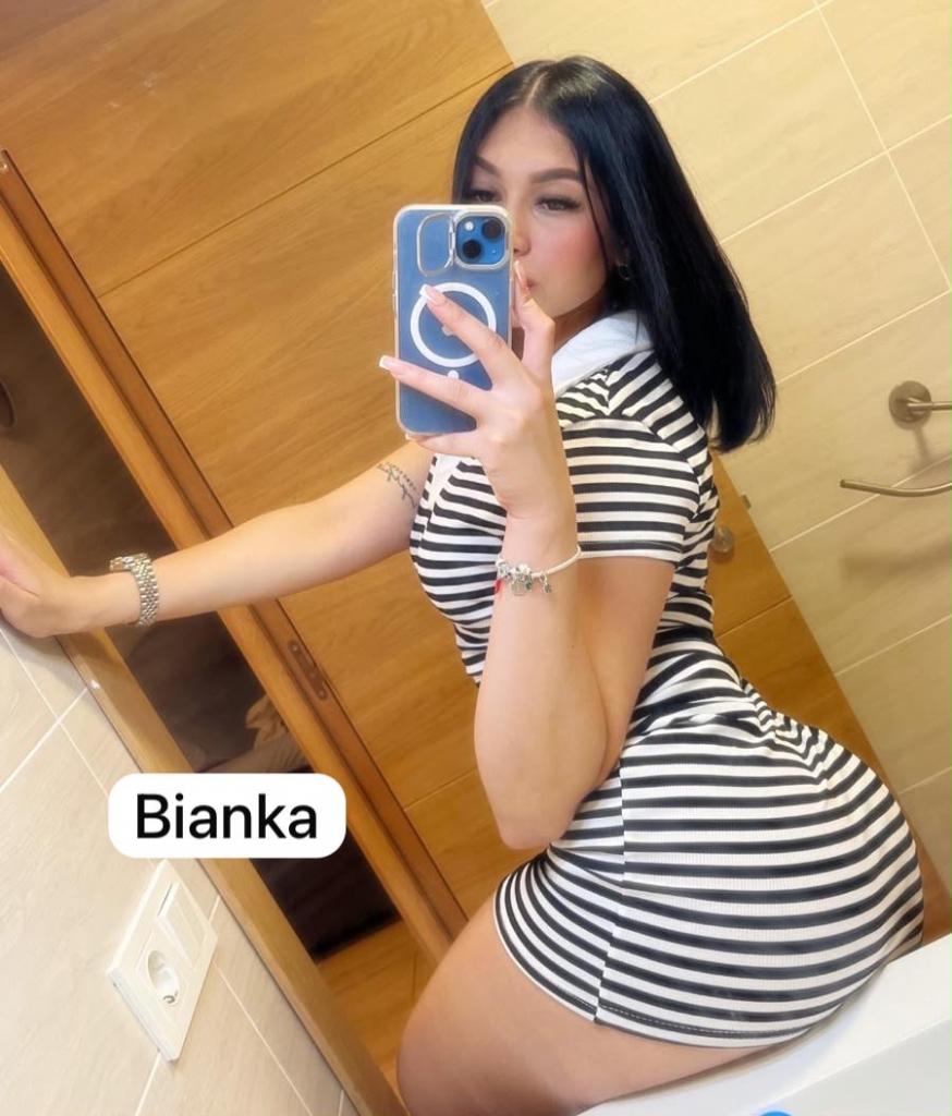 661519839: Chica busca chico en Murcia