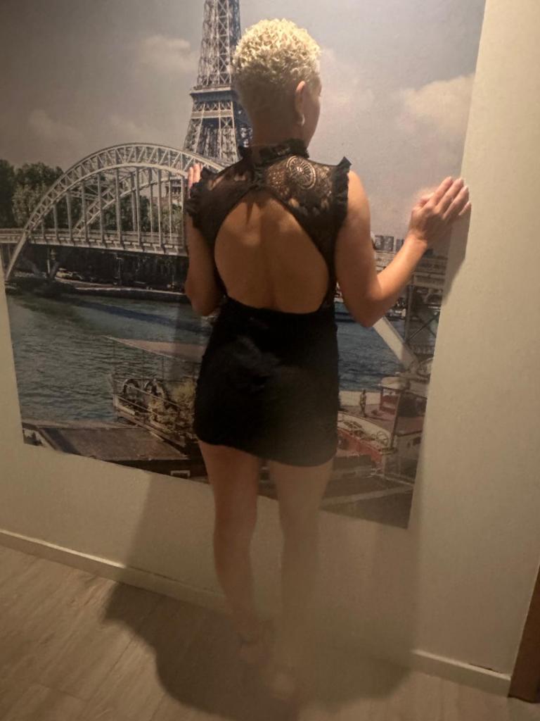 Chica busca chico en Orense: 