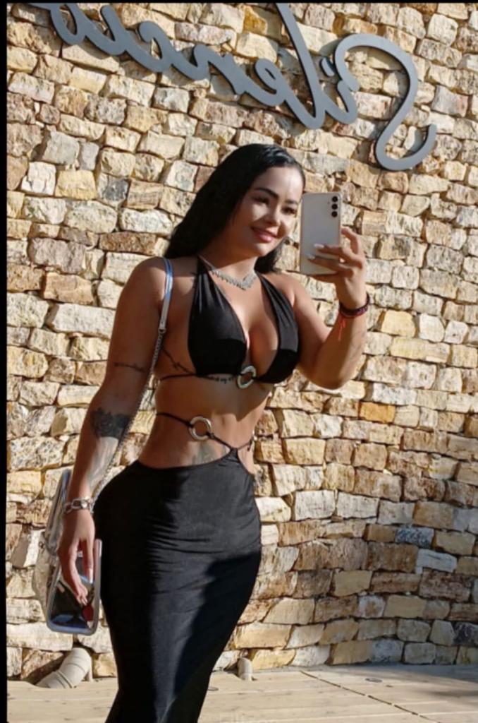 641186985: Chica busca chico en Málaga