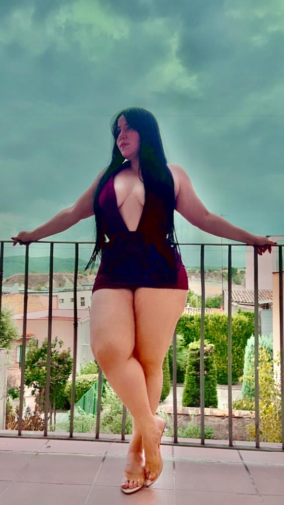 670345603: Chica busca chico en Valencia