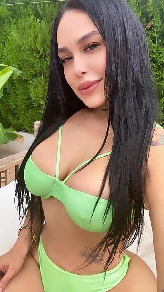 Chica busca chico en Sevilla: 