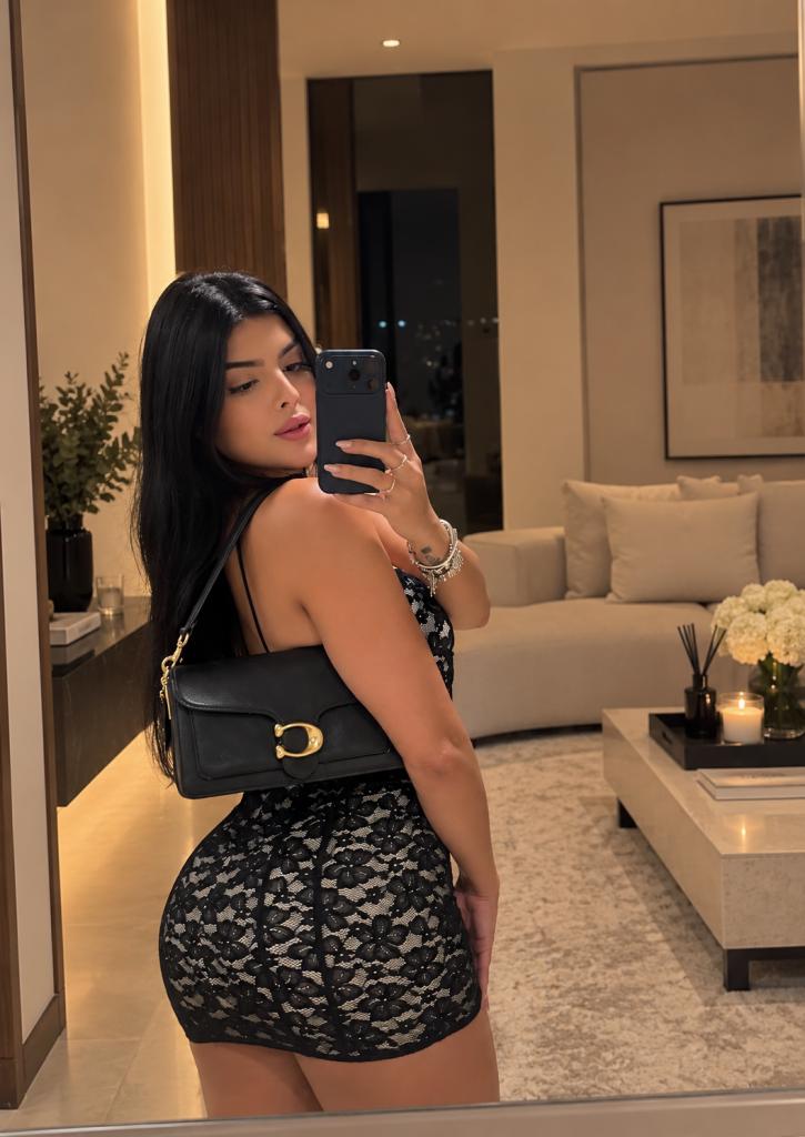 691139030: Chica busca chico en Málaga