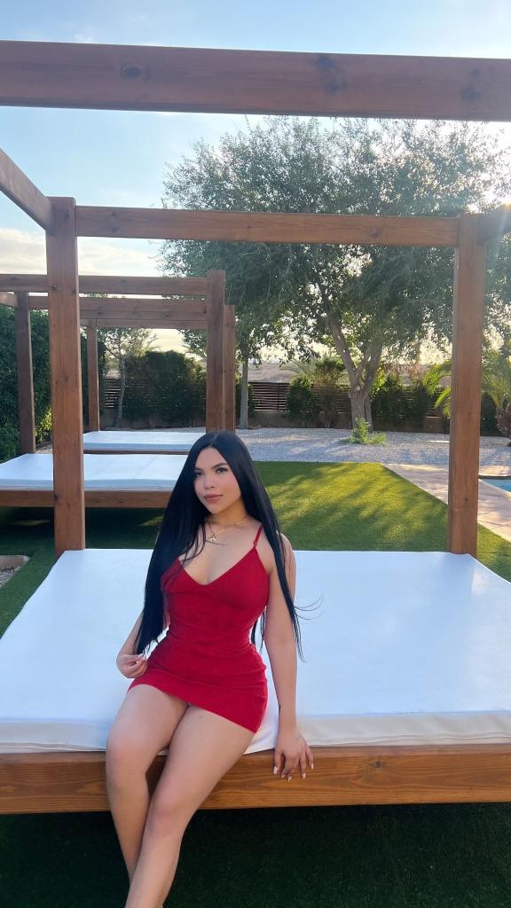 674346021: Chica busca chico en Alicante