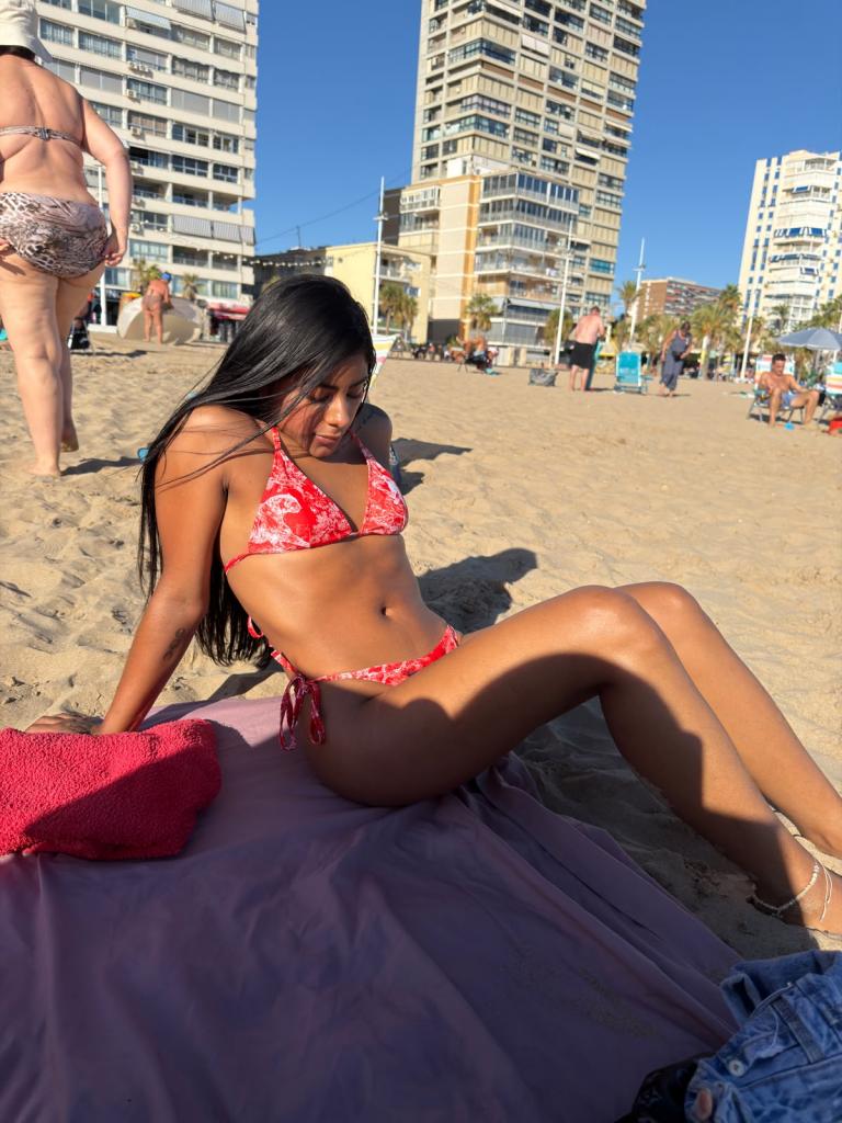 Chica busca chico en Alicante: 