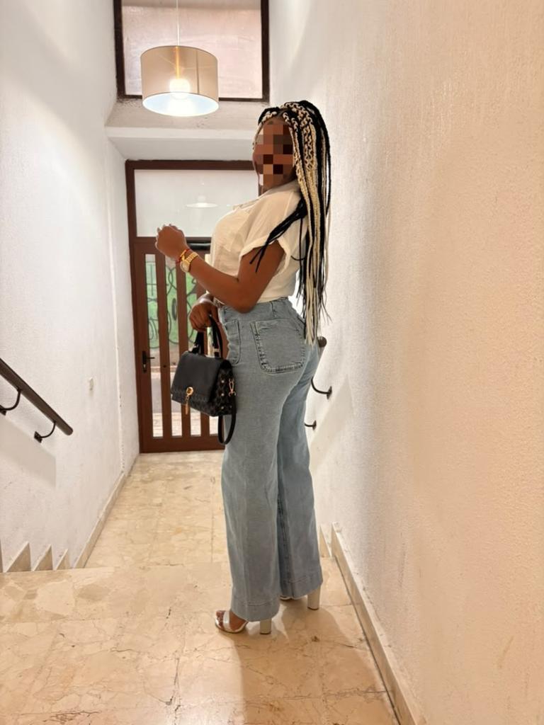 Chica busca chico en Tenerife: 