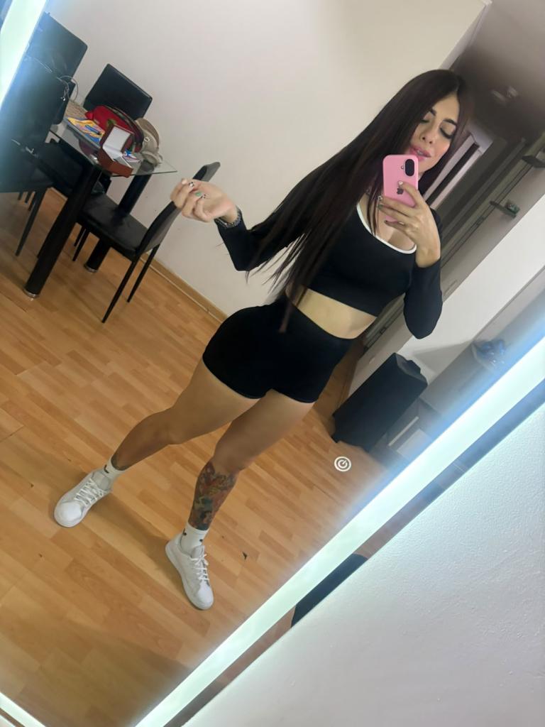 Chica busca chico en Tenerife: 