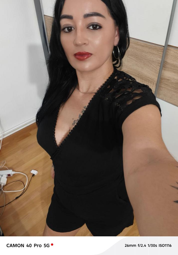 613772354: Chica busca chico en Alicante
