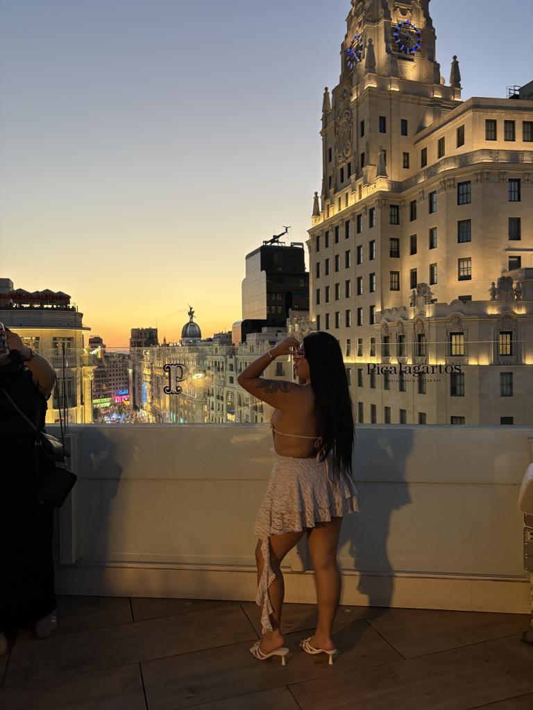Chica busca chico en Madrid: 