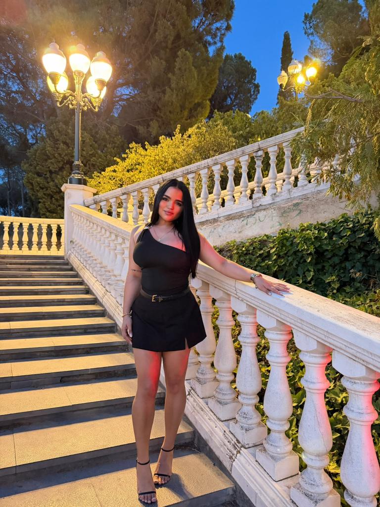 686769770: Chica busca chico en Zaragoza