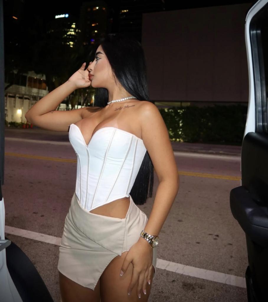 636667928: Chica busca chico en Alicante