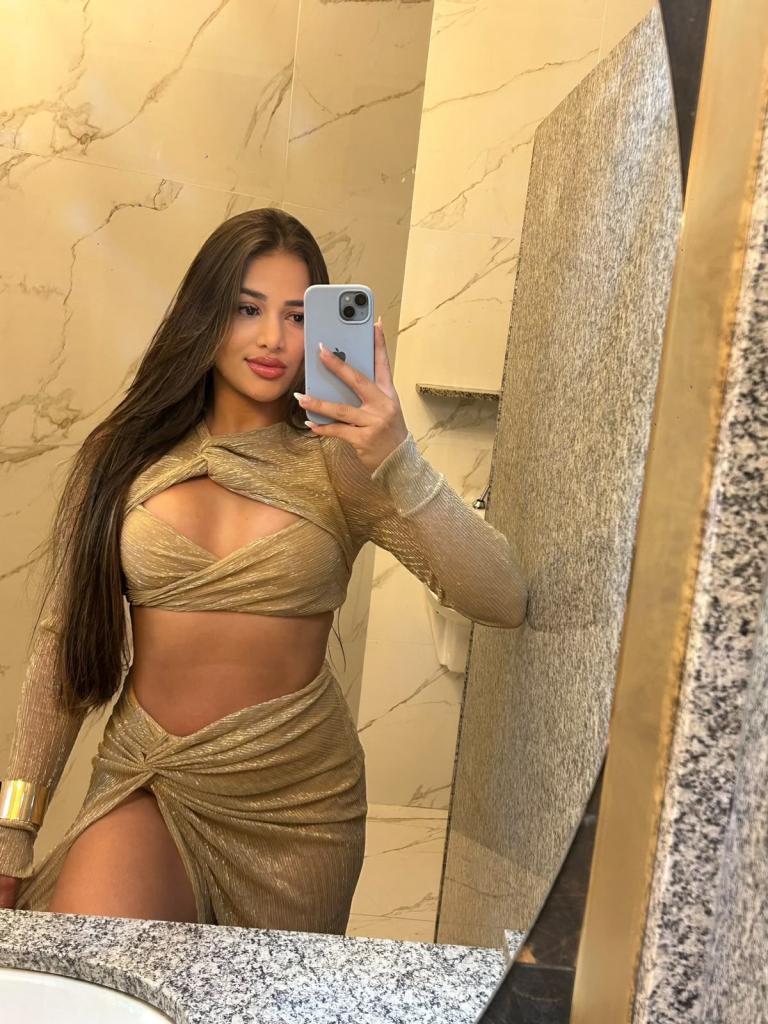 617486693: Chica busca chico en Mallorca