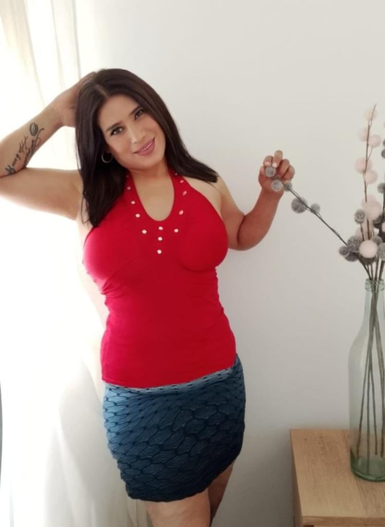 Chica busca chico en Alicante: 