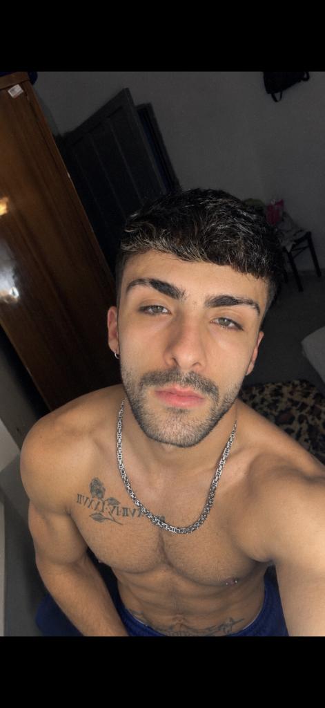 643295093: Chico busca chica en Granada