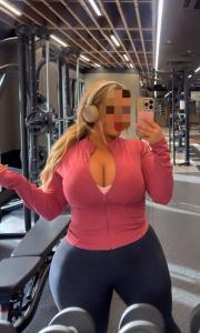 697732413: Chica busca chico en Granada