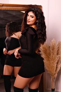 600830487: Chica busca chico en Barcelona