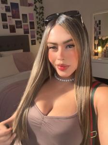 617433758: Chica busca chico en Sevilla