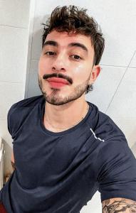 672044911: Chico busca chica en Navarra