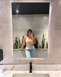 613924145: Chica busca chico en Cádiz