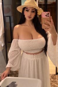 607851403: Chica busca chico en Huelva
