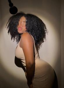 674084203: Chica busca chico en Tenerife