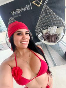 671785363: Chica busca chico en Málaga