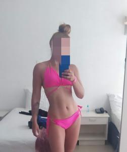 624752405: Chica busca chico en La Coruña