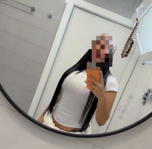 677358806: Chica busca chico en Lérida