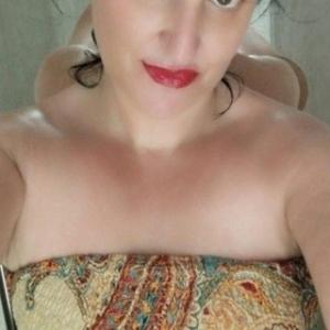 635085906: Chica busca chico en La Coruña