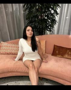 632974466: Chica busca chico en Murcia