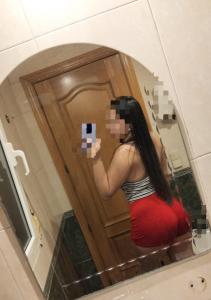 631675878: Chica busca chico en Madrid