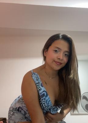 613670339: Chica busca chico en Madrid