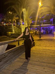 695425467: Chica busca chico en Tenerife