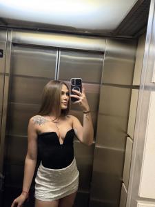 607735805: Transexual en Barcelona