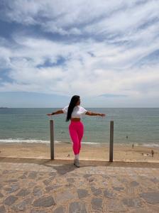 613756612: Chica busca chico en Granada