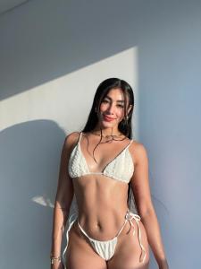 674346068: Chica busca chico en Alicante
