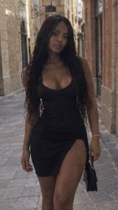 654819649: Chica busca chico en Valencia