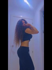 666436378: Chica busca chico en Málaga