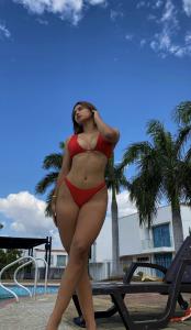 612269848: Chica busca chico en Navarra