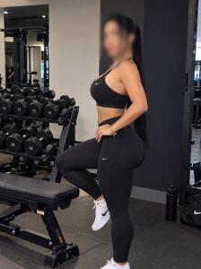 641986077: Chica busca chico en Sevilla