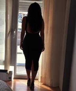 613672660: Chica busca chico en Tarragona