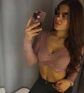 613288094: Chica busca chico en Valencia